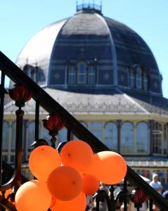Fringe balloons outside the Pavilion Gardens (credit: Dave Upcott, Chapel Camera Club 2022)