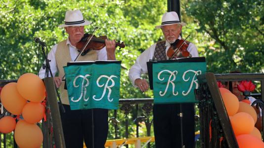 Fabulous live accompaniment for the dancers from Regency Music & Dance at Fringe Sunday 2022 (credit: Ian J Parkes)