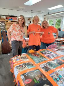 Steph, Pam and Linda get sticking for the carnival 