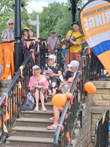 Darren Poyzer brings his Singalong Choir to Fringe Sunday (SB)