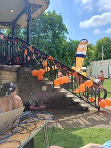 The University of Salford's Utter Radio offer live coverage (SB)