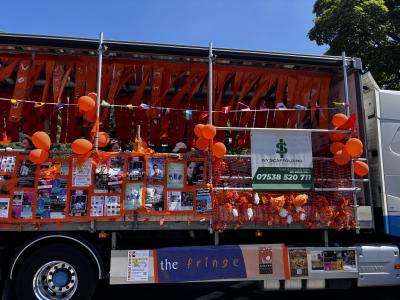 The next day on Lightwood Road, many more hands bring the float to life! (MK)