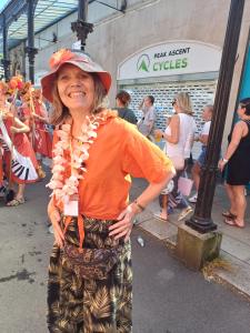 Marketing Officer Stephanie has a breather (DO)