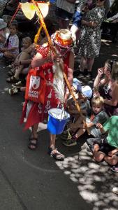 Catherine meets the Fringe goers of tomorrow (MK)