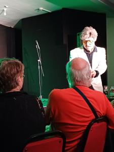 Introducing Pump Room Cabaret to the audience (credit: Stephanie Billen) 