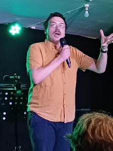 Edy Hurst, comedian, in full flow (credit: Stephanie Billen)