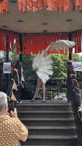 Scarlett Whispers performs an excerpt from Pump Room Cabaret (credit: Moira Kean)