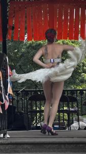Burlesque dancer Scarlett Whispers at Fringe Saturday (credit: Moira Kean 2026)