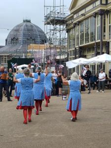 Buxton Day of Dance on the Promenade (credit: Stephanie Billen 2026)