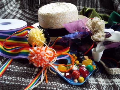 laughter,glamour and wonderful cakes are the order of the day