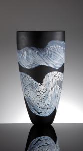 Thomas Petit: Monochrome Vase (glass)